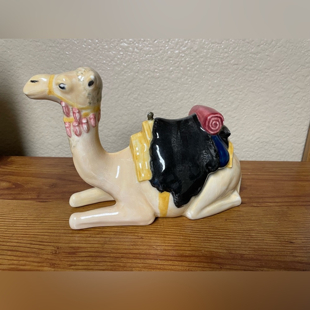Ceramic Camel Decor - Picture 12 of 13